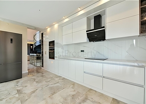 Villen mit atemberaubender Aussicht in Bektas