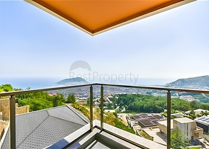 Villen mit atemberaubender Aussicht in Bektas