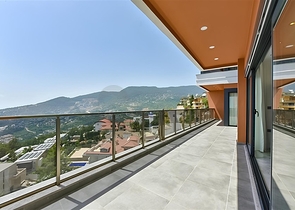 Villen mit atemberaubender Aussicht in Bektas