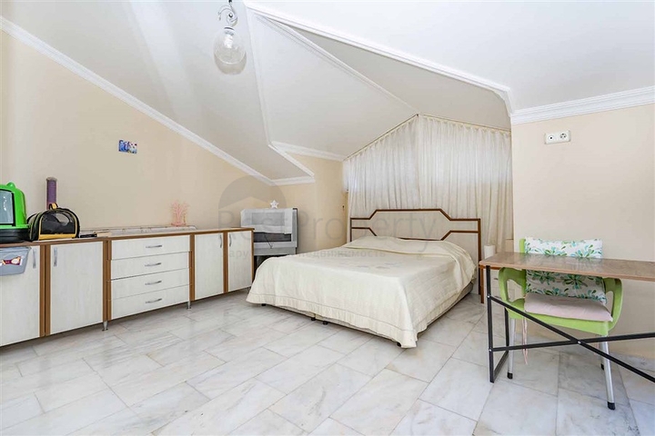 Geräumiges 4+1 Penthouse für eine große Familie