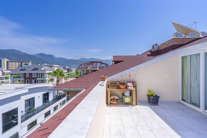 Geräumiges 4+1 Penthouse für eine große Familie