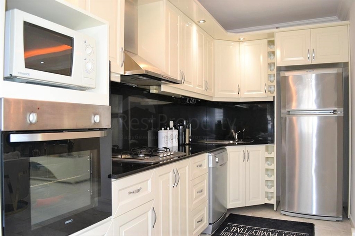 2+1 Wohnung mit Meerblick im Stadtteil Mahmutlar