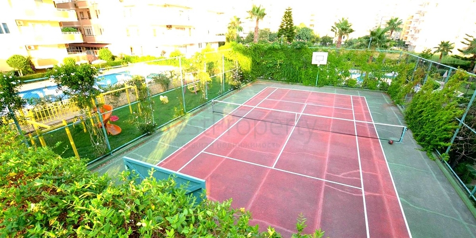 2+1 Wohnung mit Meerblick im Stadtteil Mahmutlar