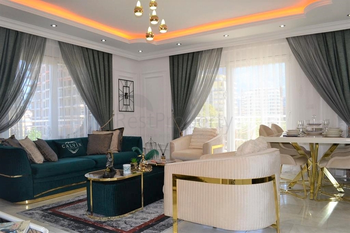 2+1 Wohnung mit Meerblick im Stadtteil Mahmutlar