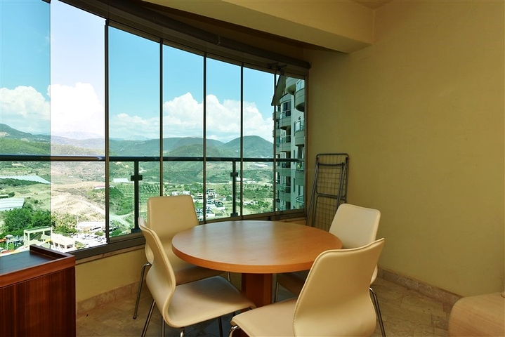 2+1 Wohnung in einem Hotelkomplex in Kargicak