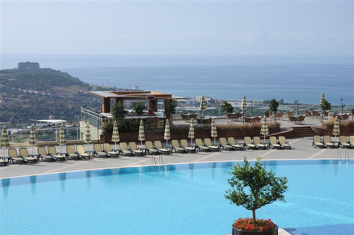 2+1 Wohnung in einem Hotelkomplex in Kargicak