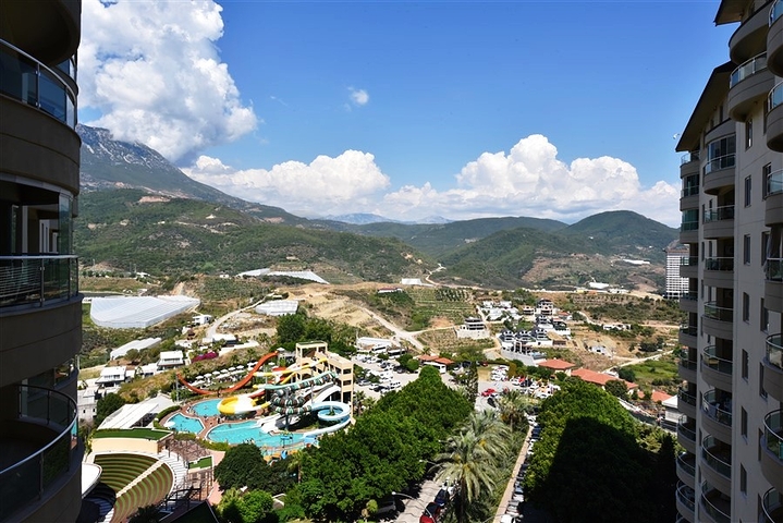 2+1 Wohnung in einem Hotelkomplex in Kargicak