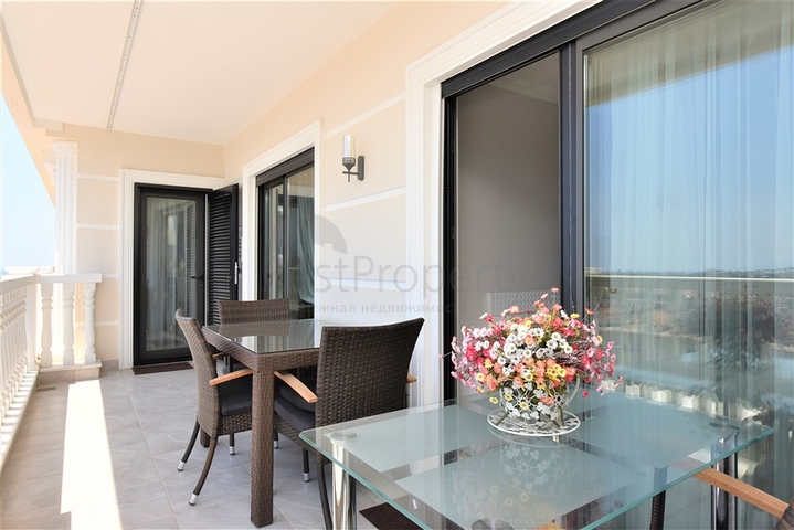 4+1 Apartment in einem Luxus-Komplex 