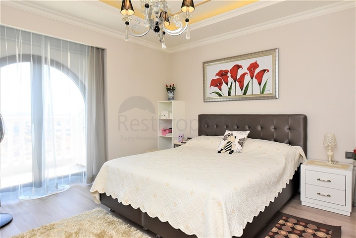 4+1 Apartment in einem Luxus-Komplex 