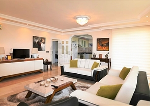 Villa mit Blick auf das Mittelmeer im Viertel Demirtas