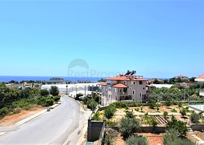 Villa mit Blick auf das Mittelmeer im Viertel Demirtas