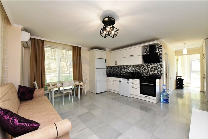 Zu vermieten 2+1 Wohnung im Stadtteil Kargicak