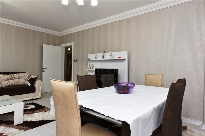 Wohnung 2+1 mit separater Küche im Stadtteil Mahmutlar