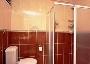 Wohnung 2+1 mit separater Küche im Stadtteil Mahmutlar