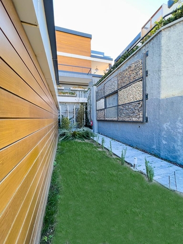 Wohnungen im Zentrum von Bodrum mit Blick auf das Meer und die Stadt!