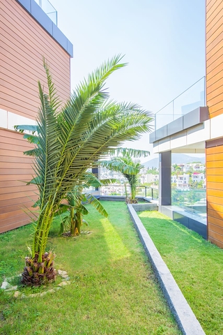 Wohnungen im Zentrum von Bodrum mit Blick auf das Meer und die Stadt!