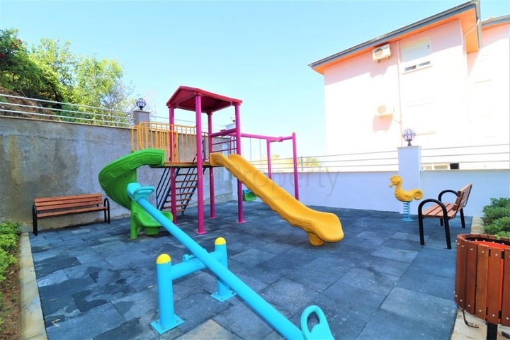 1+1 Apartment in einem neuen Komplex mit Hotelinfrastruktur