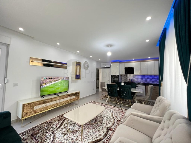 Möblierte Dreizimmerwohnung in Mahmutlar 