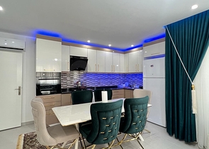 Möblierte Dreizimmerwohnung in Mahmutlar 