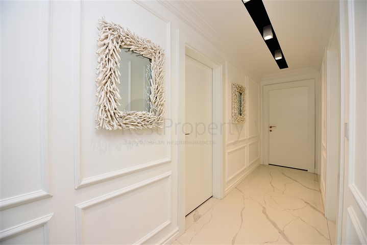 4+1 Luxuswohnung in einem prestigeträchtigen Komplex in Alanya