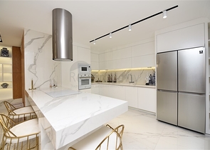 4+1 Luxuswohnung in einem prestigeträchtigen Komplex in Alanya