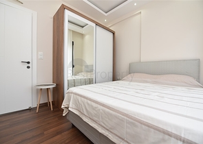 Zweizimmerwohnung in einem neuen Haus, 250 Meter vom Mittelmeer entfernt