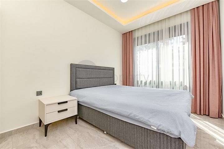 Dreizimmerwohnung zu vermieten 300 Meter vom Kleopatra Strand entfernt