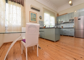 Villa mit 6+1 Grundriss mit separater Küche in Kestel