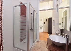 Villa mit 6+1 Grundriss mit separater Küche in Kestel