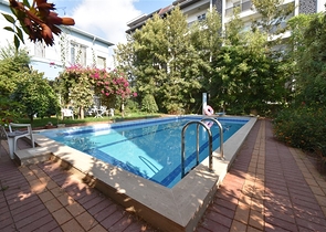 Villa mit 6+1 Grundriss mit separater Küche in Kestel