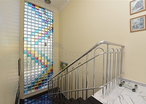 Villa mit 6+1 Grundriss mit separater Küche in Kestel