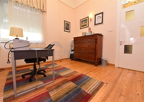 Villa mit 6+1 Grundriss mit separater Küche in Kestel