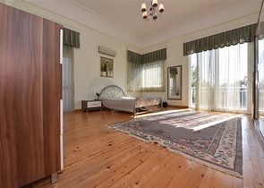 Villa mit 6+1 Grundriss mit separater Küche in Kestel