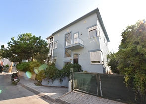 Villa mit 6+1 Grundriss mit separater Küche in Kestel