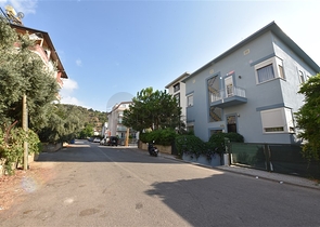 Villa mit 6+1 Grundriss mit separater Küche in Kestel