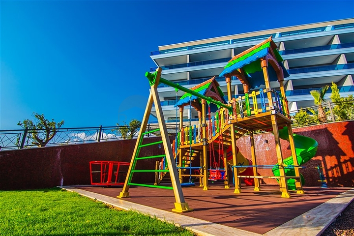 Wohnung in einem 1+1 Luxus-Komplex im Stadtteil Kargicak
