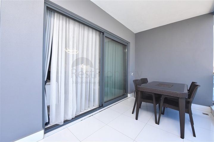 Wohnung in einem 1+1 Luxus-Komplex im Stadtteil Kargicak