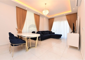 Schicke Wohnung für eine lange Zeit zu vermieten