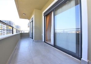 Schicke Wohnung für eine lange Zeit zu vermieten