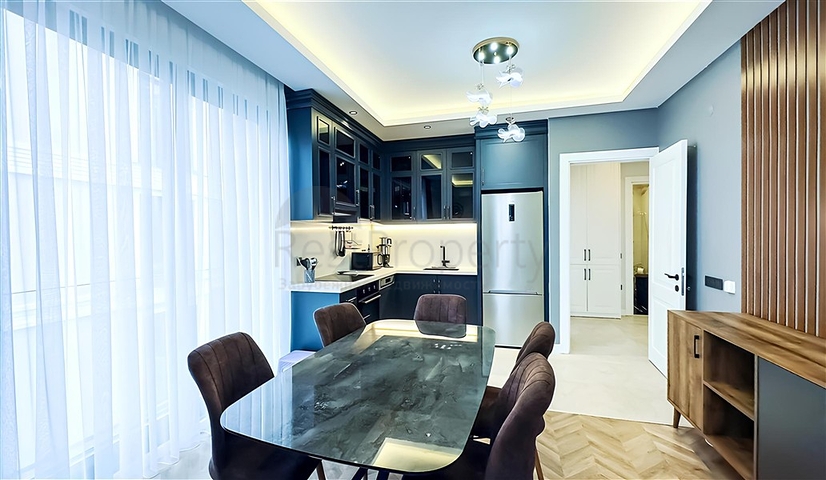 1+1 möblierte Wohnung in einem neuen, modernen Komplex im Zentrum von Alanya