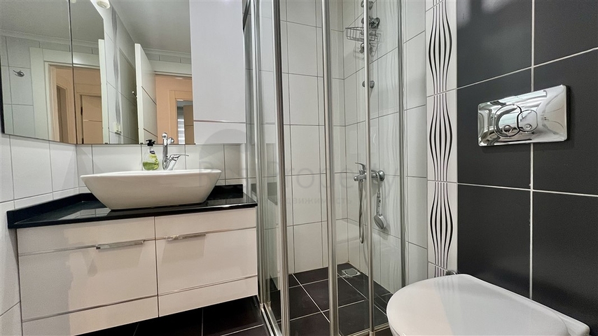 Gemütliche 2+1 Wohnung 50 m vom Meer entfernt im Stadtteil Tosmur