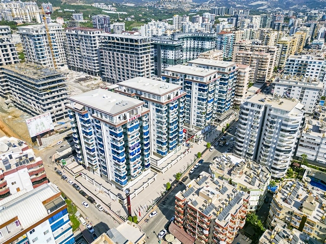 Geräumige 2+1 Wohnung im neuen Komplex des Bezirks Mahmutlar