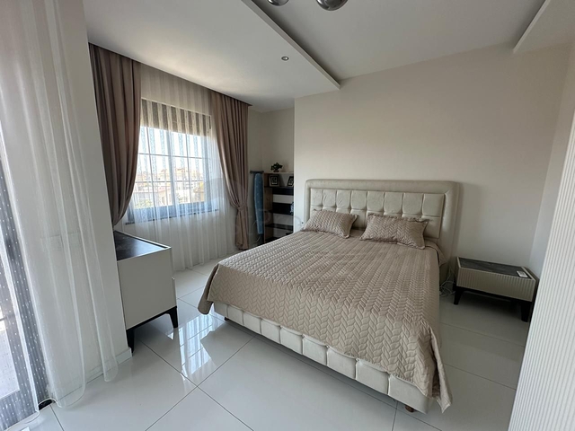 Penthouse 3+1 im Bezirk Oba 