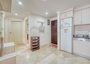 Zweizimmerwohnung mit Möbeln im Stadtteil Mahmutlar