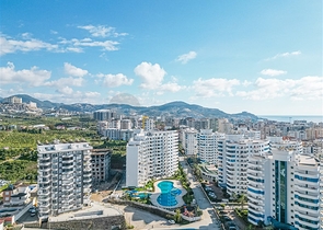 Zweizimmerwohnung mit Möbeln im Stadtteil Mahmutlar
