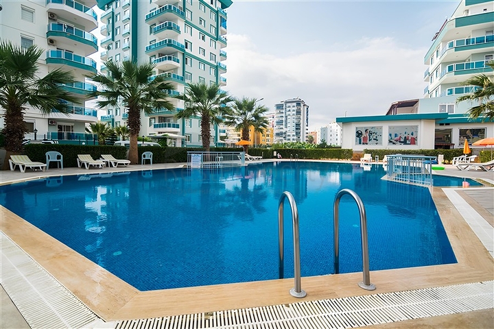 Geräumige 1+1 Wohnung 400 m vom Meer entfernt im Stadtteil Mahmutlar