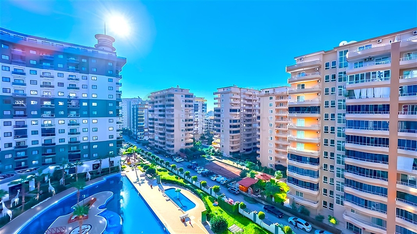 1+1 Wohnung in einem der besten Komplexe in der Gegend von Mahmutlar