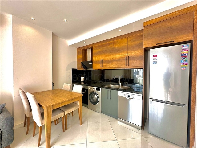 Wohnung 1+1 in einem neuen Komplex mit Infrastruktur 