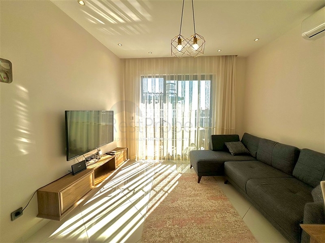 Wohnung 1+1 in einem neuen Komplex mit Infrastruktur 