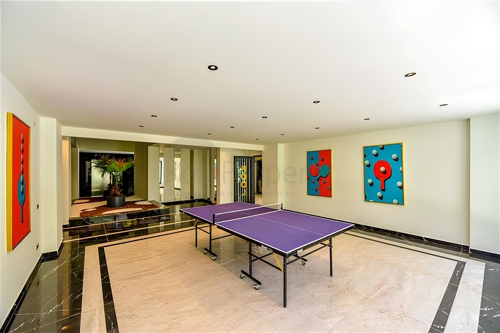 1+1 Wohnung in einem Premium-Komplex im Zentrum von Alanya 